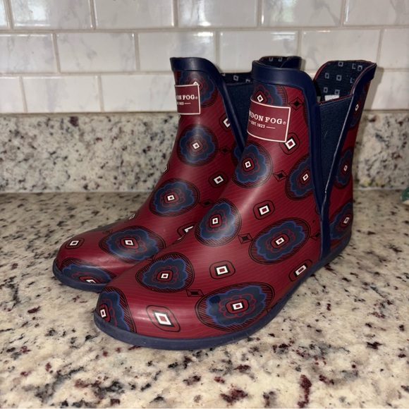 London Fog Rainboots/ short/Patterned Rain Boots#tartan#rainyday#british#travel - Picture 2 of 7